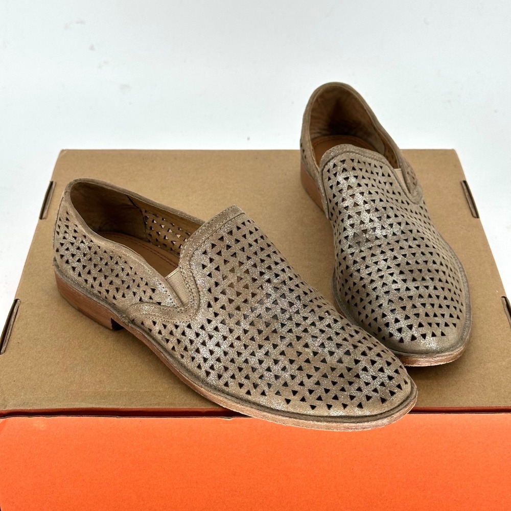 Trask Ali Perforated Metallic Silver Cutout Leather Loafer Shoe Slip On Boho 8.5